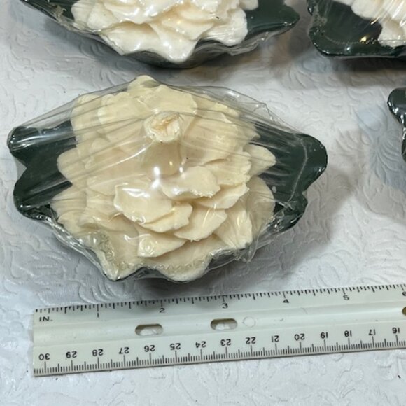 VTG 4 White Magnolia Floating Floral Candles Michael Coffindaffer 5.5"x4" - Picture 12 of 13